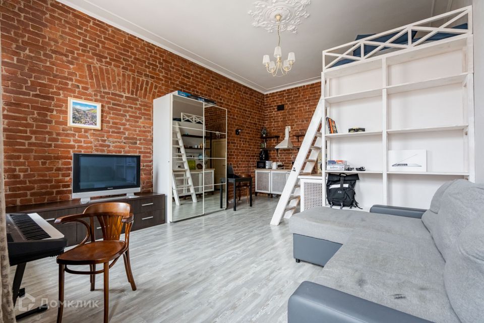 Продаётся 2-комнатная квартира, 81.8 м²