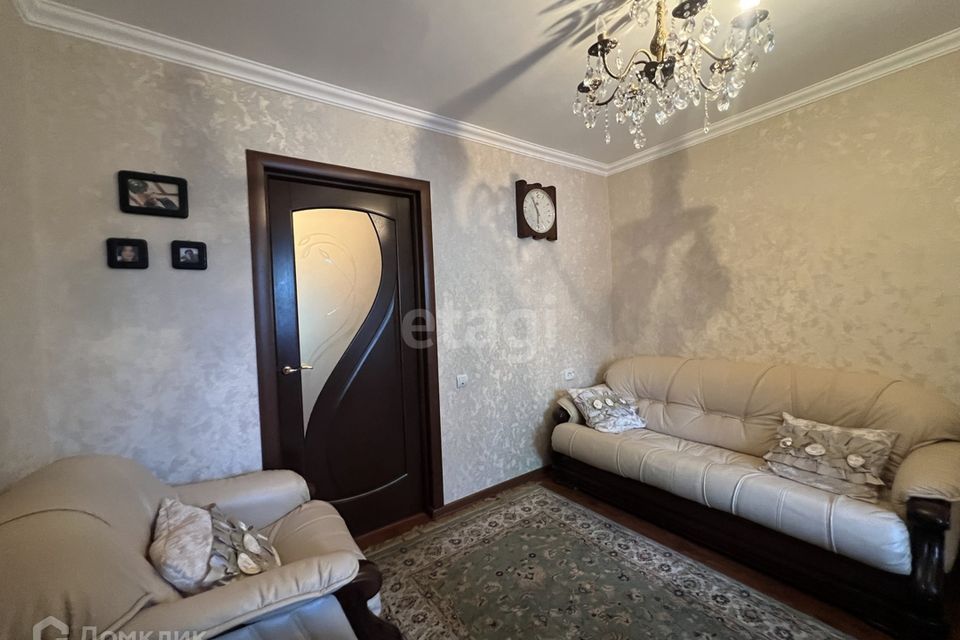 Продаётся 2-комнатная квартира, 65 м²