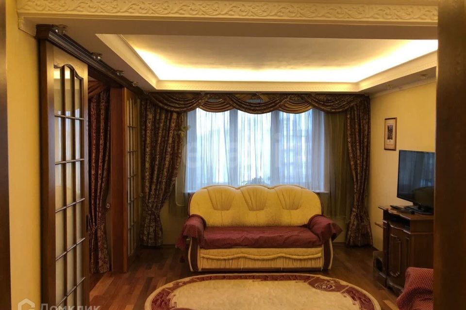 Сдаётся 2-комнатная квартира, 64 м²