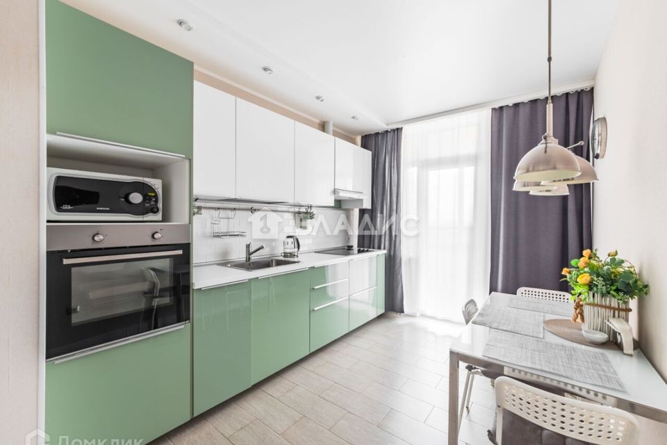 Продаётся 1-комнатная квартира, 35.9 м²