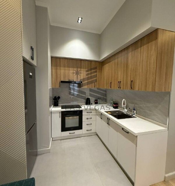 Сдаётся 2-комнатная квартира, 65 м²