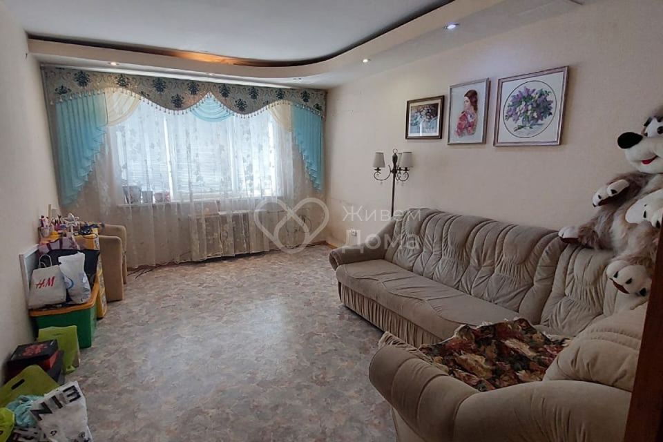 Продаётся 3-комнатная квартира, 63.5 м²