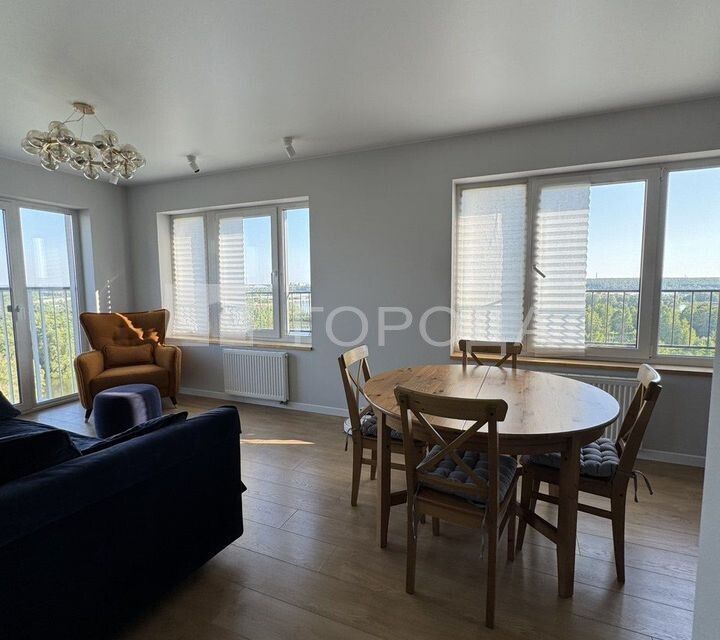 Сдаётся 2-комнатная квартира, 68 м²