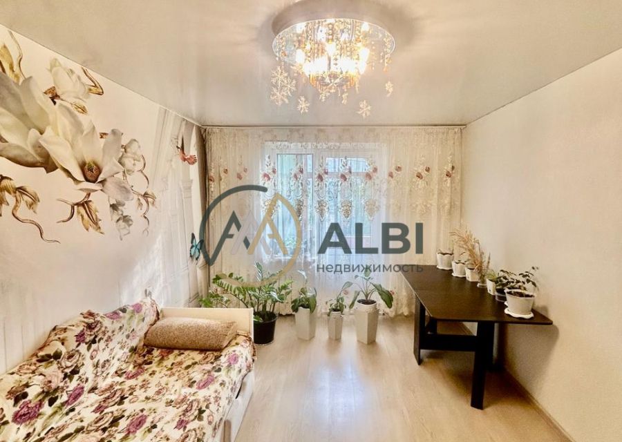 Продаётся 2-комнатная квартира, 49.4 м²