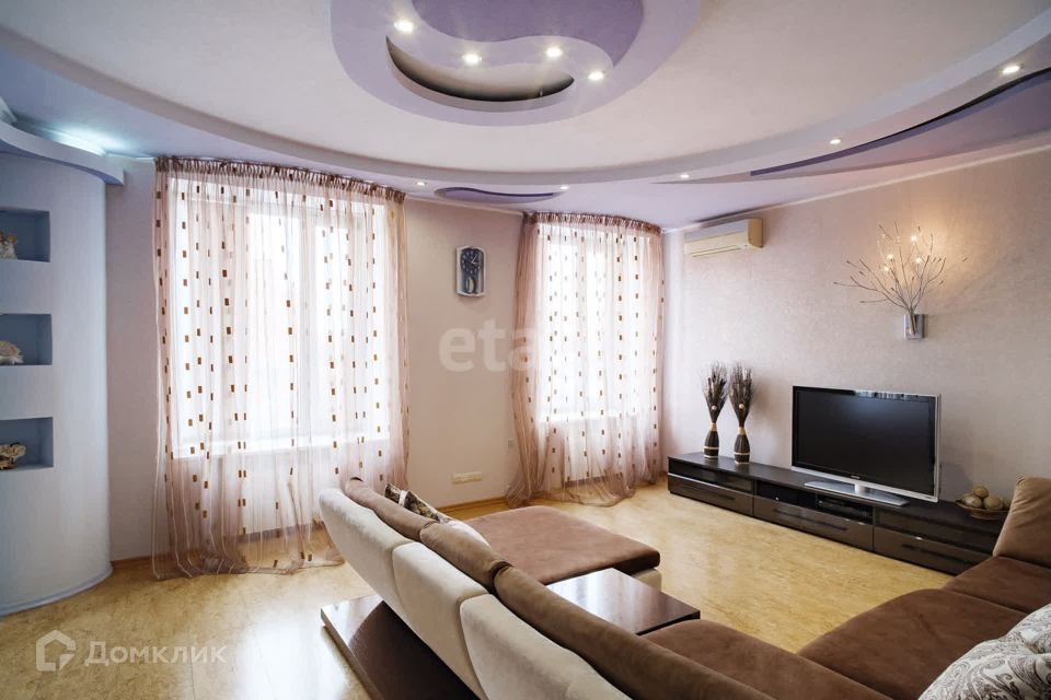 Продаётся 3-комнатная квартира, 90.9 м²