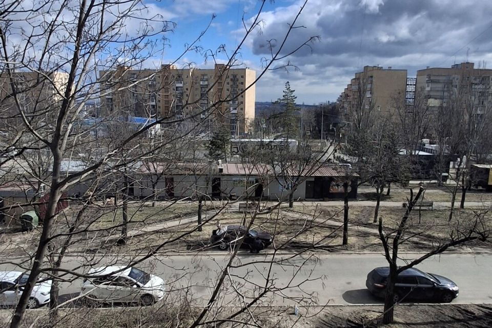 Продаётся 3-комнатная квартира, 57.3 м²
