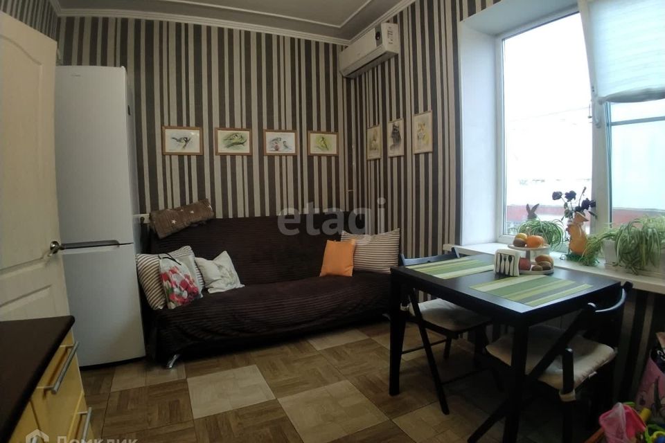 Продаётся 1-комнатная квартира, 33 м²