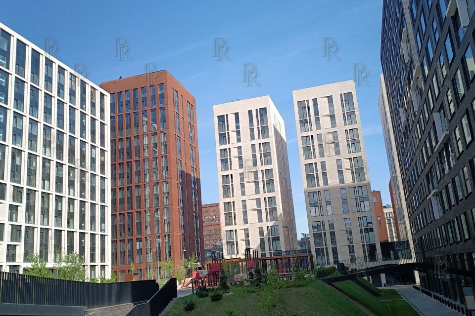 Продаётся 3-комнатная квартира, 100 м²