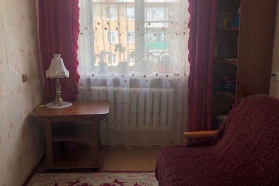 Продаётся 3-комнатная квартира, 58.2 м²