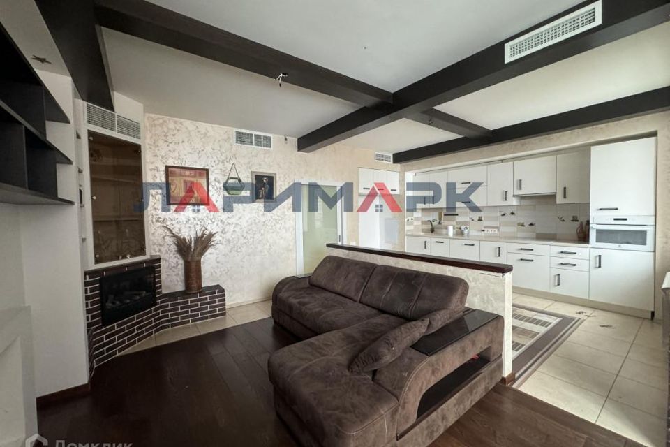 Продаётся 3-комнатная квартира, 97.7 м²