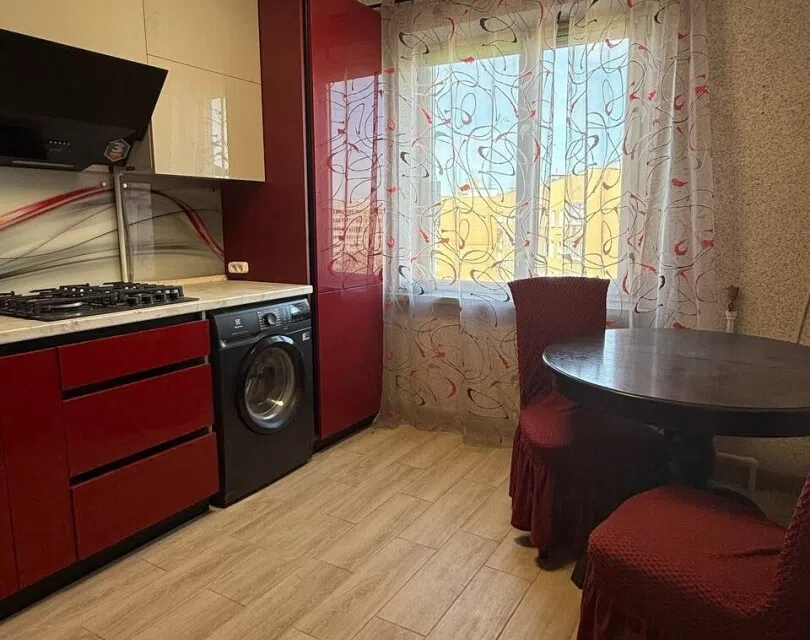 Продаётся 3-комнатная квартира, 70.6 м²