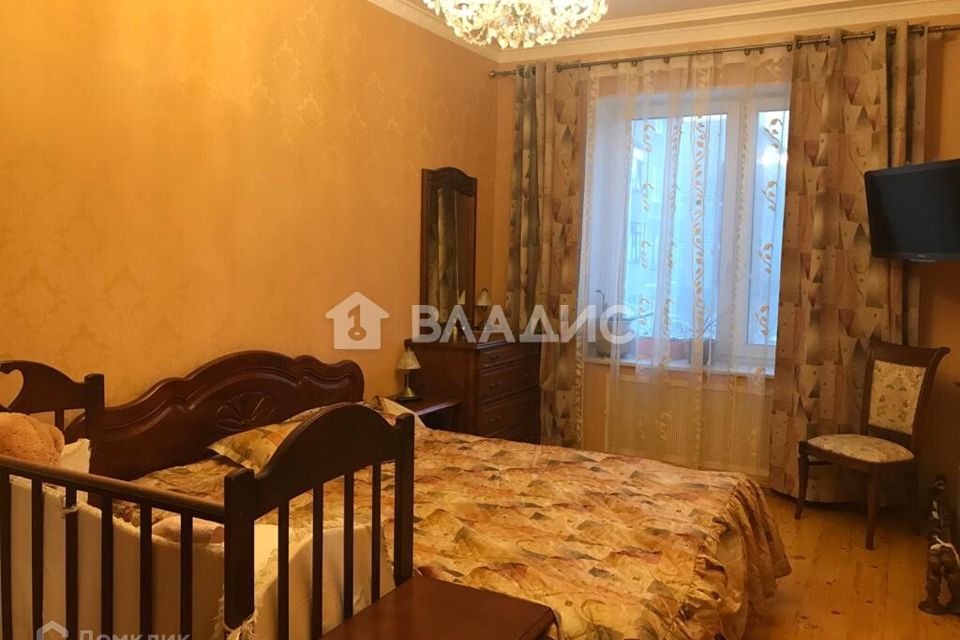 Продаётся 2-комнатная квартира, 57 м²