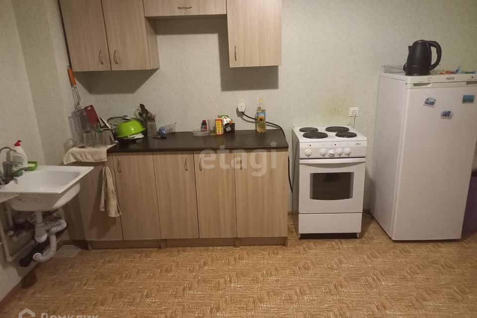 Продаётся 1-комнатная квартира, 39.6 м²