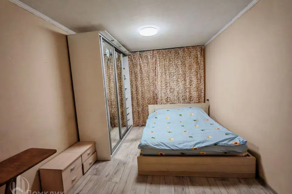 Продаётся 3-комнатная квартира, 56.5 м²