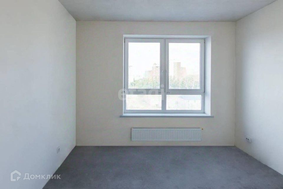 Продаётся 1-комнатная квартира, 38 м²