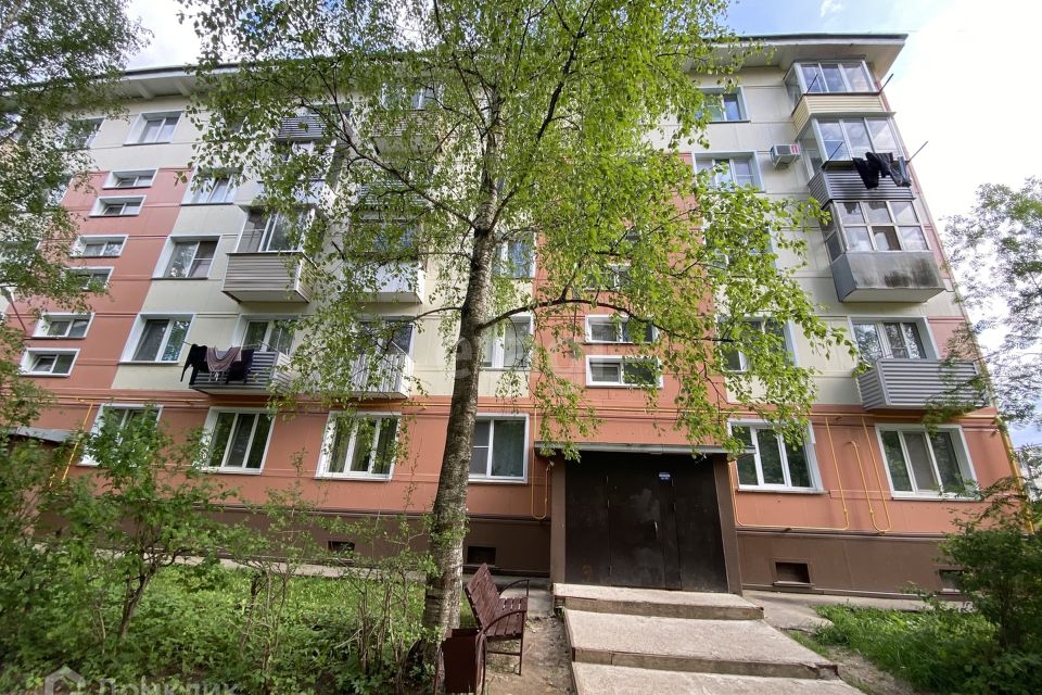 Продаётся 1-комнатная квартира, 27.9 м²