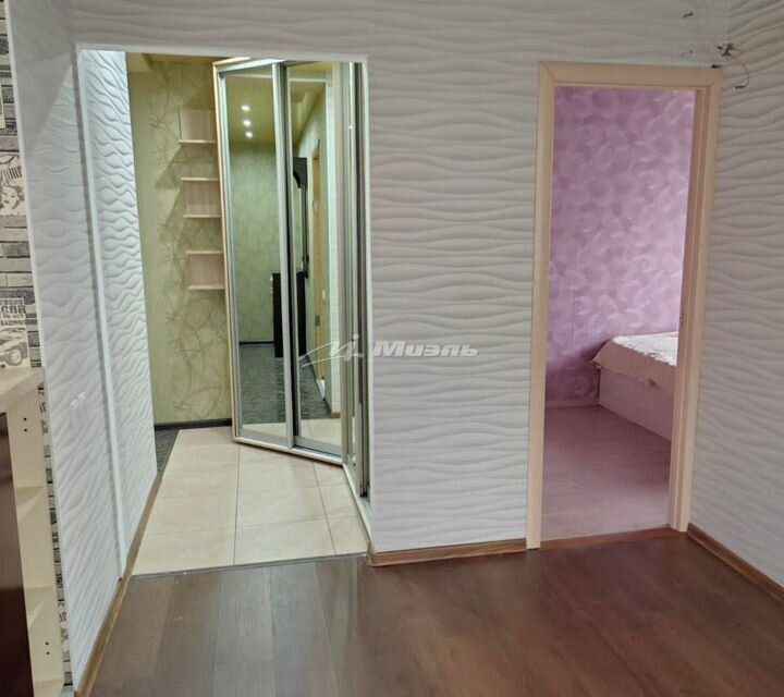 Продаётся 3-комнатная квартира, 44.1 м²