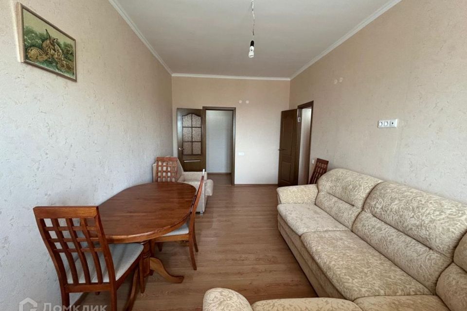 Продаётся 1-комнатная квартира, 42.5 м²