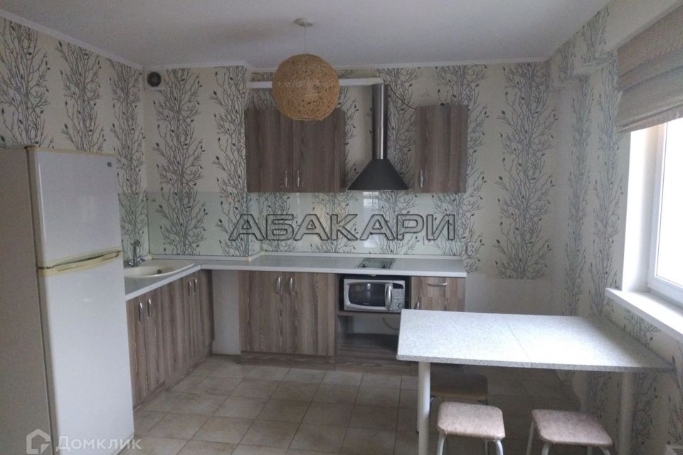 Сдаётся 2-комнатная квартира, 55 м²