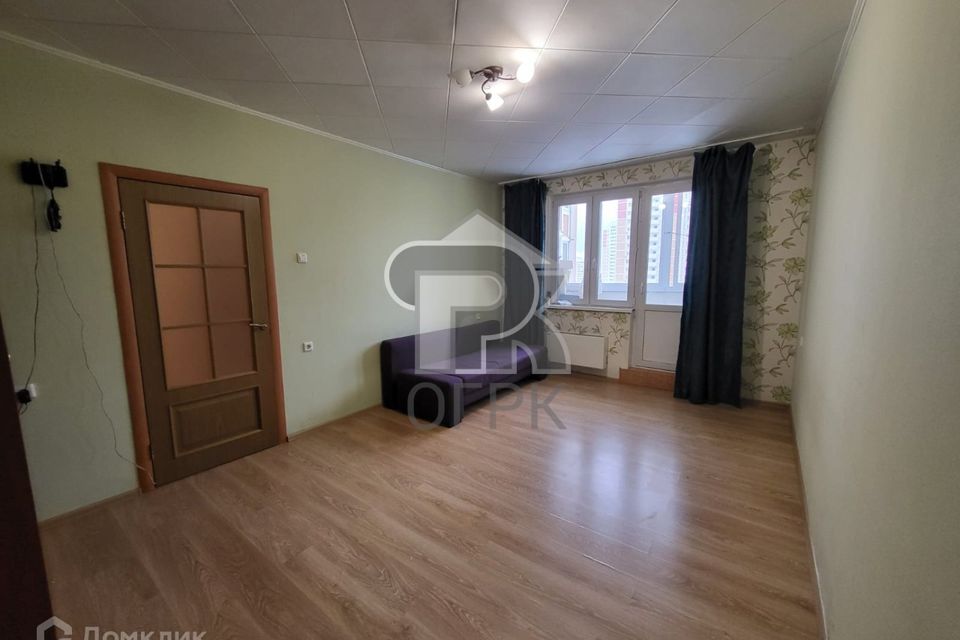 Продаётся 1-комнатная квартира, 38.5 м²