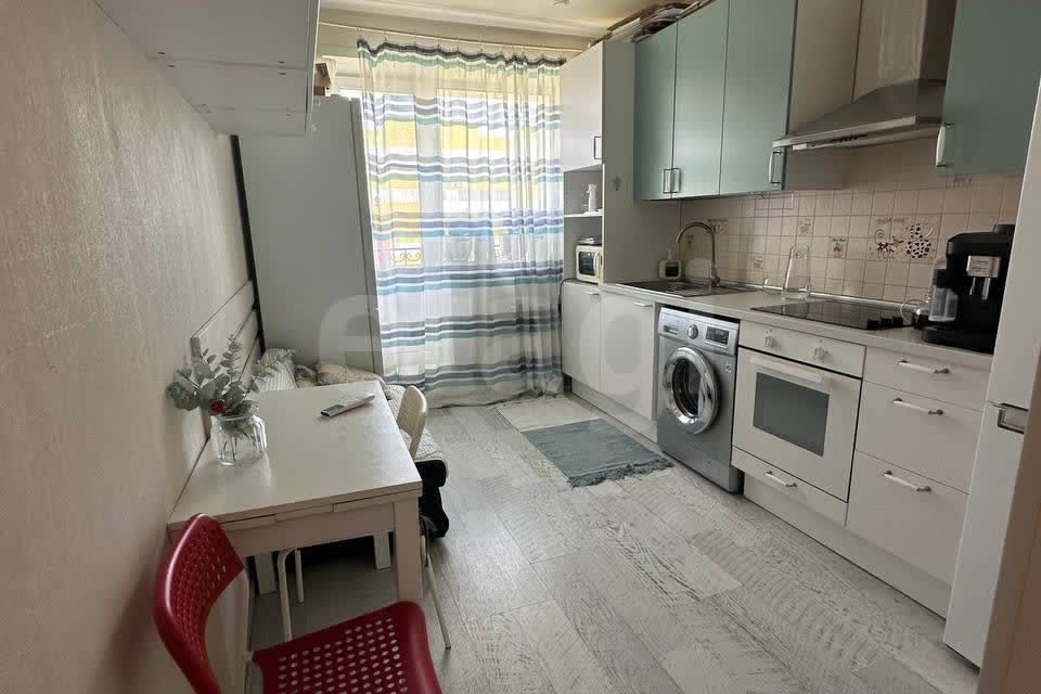 Продаётся 1-комнатная квартира, 33 м²