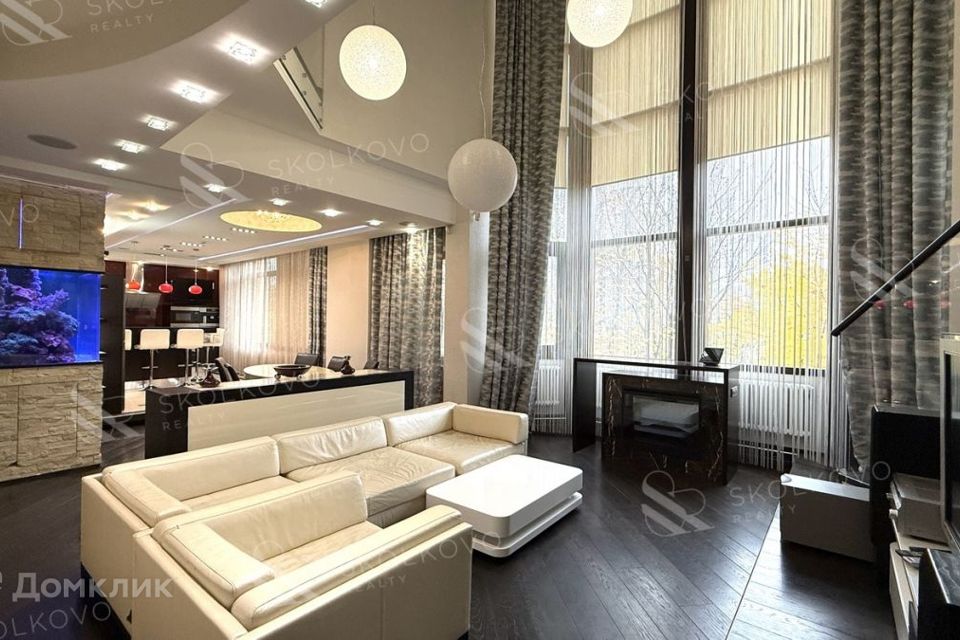 Продаётся 6-комнатная квартира, 251 м²