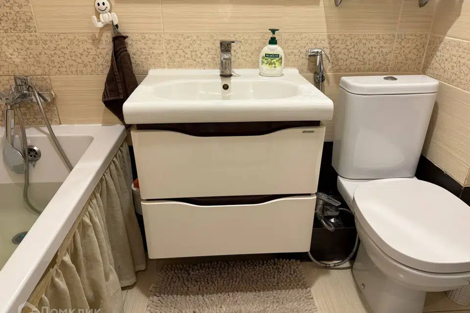 Продаётся 3-комнатная квартира, 62.2 м²