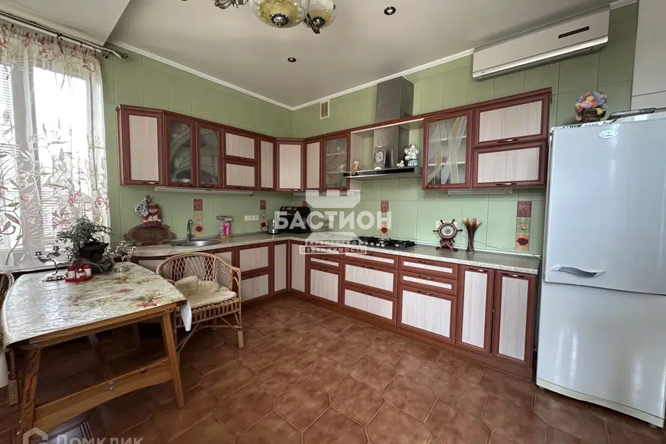 Продаётся 2-этажный дом, 172.2 м²