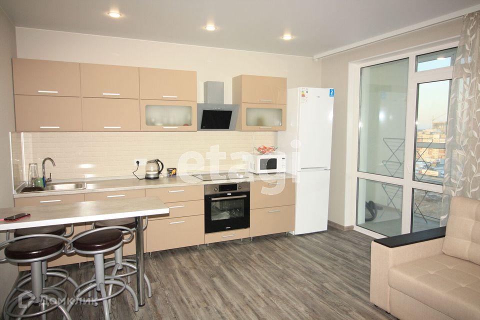 Сдаётся 2-комнатная квартира, 59.6 м²