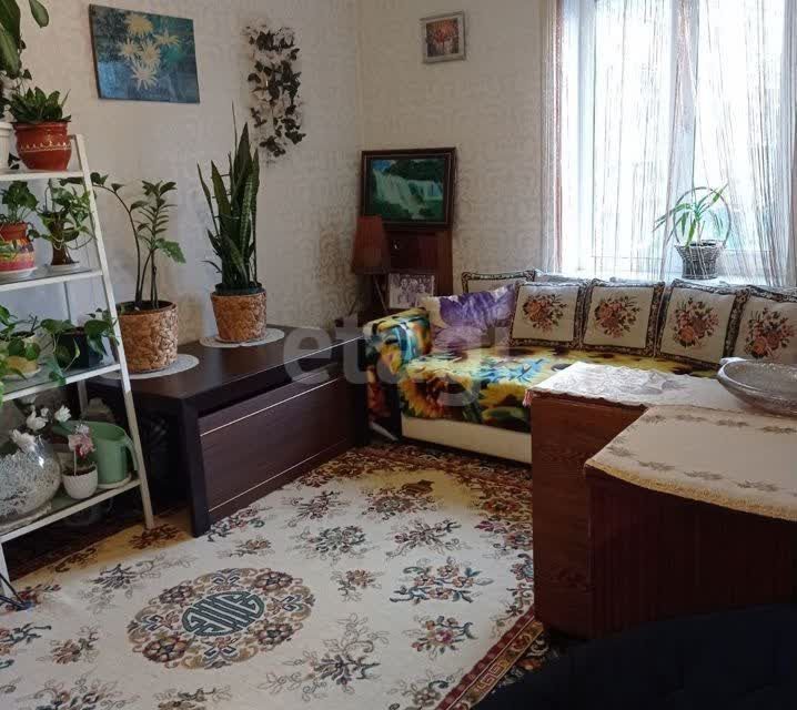 Продаётся 4-комнатная квартира, 74.1 м²