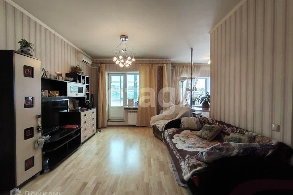 Продаётся 1-комнатная квартира, 53.2 м²