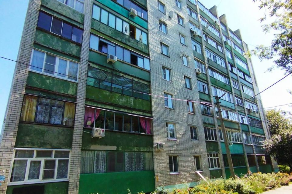 Продаётся 4-комнатная квартира, 75.5 м²