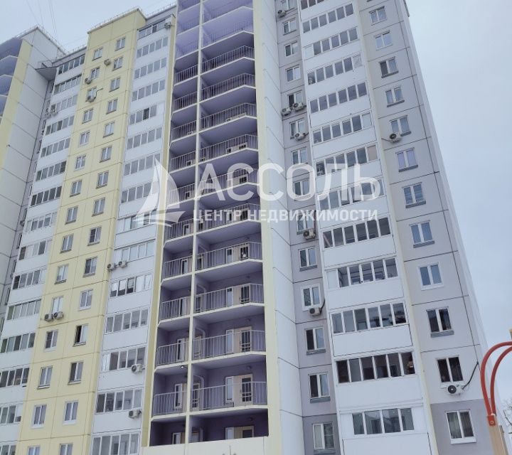Продаётся 2-комнатная квартира, 60.2 м²