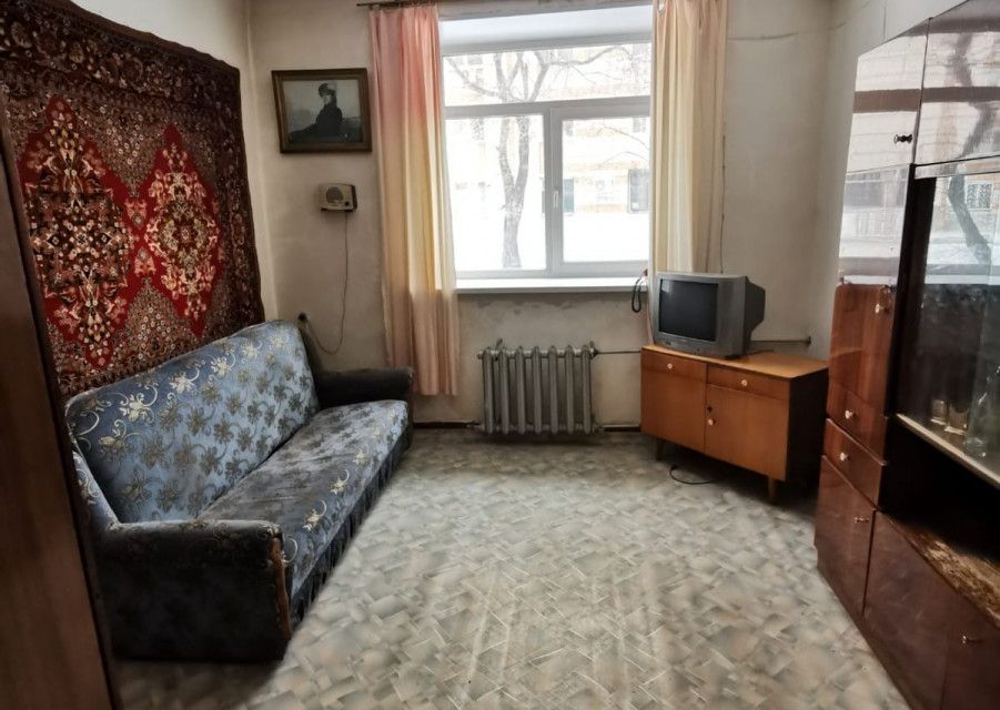 Продаётся 2-комнатная квартира, 56.8 м²