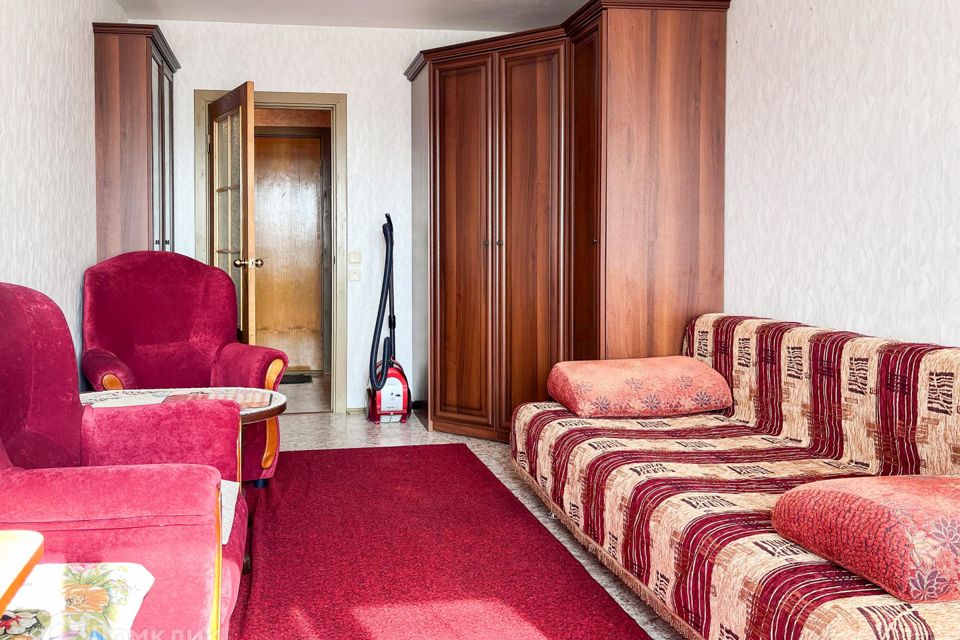 Продаётся 1-комнатная квартира, 43 м²