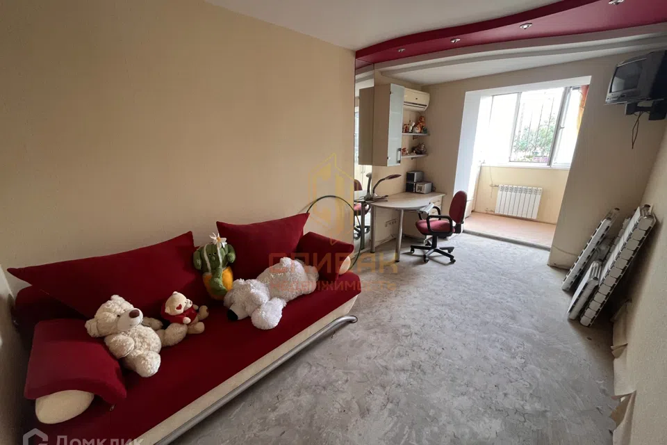 Продаётся 4-комнатная квартира, 81.1 м²
