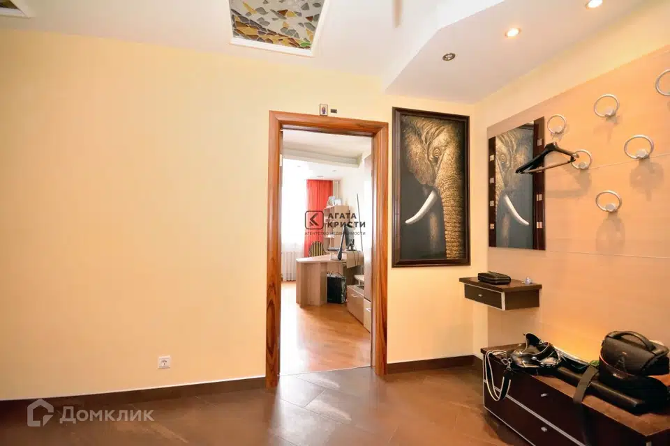 Продаётся 3-комнатная квартира, 116.3 м²