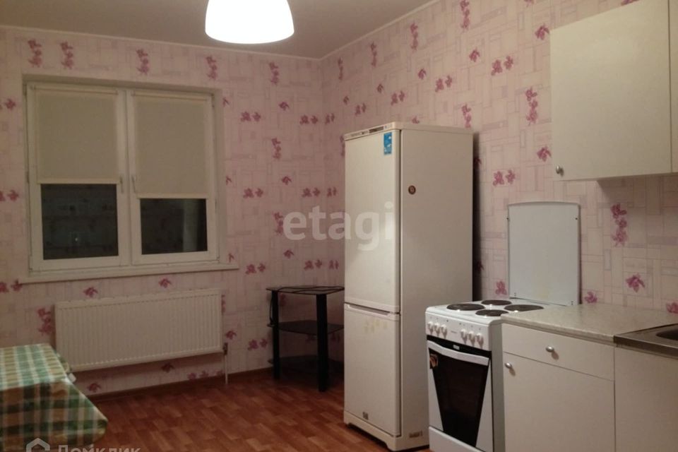 Продаётся 2-комнатная квартира, 70.3 м²
