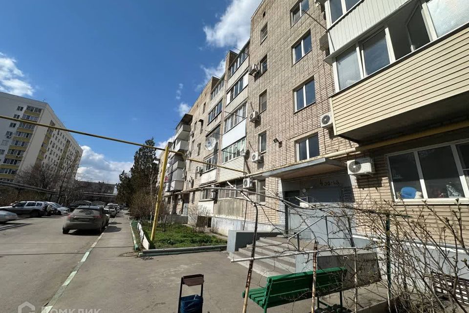 Продаётся 1-комнатная квартира, 35.9 м²