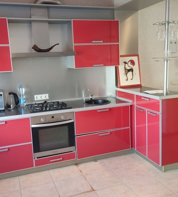 Продаётся 1-комнатная квартира, 55.7 м²