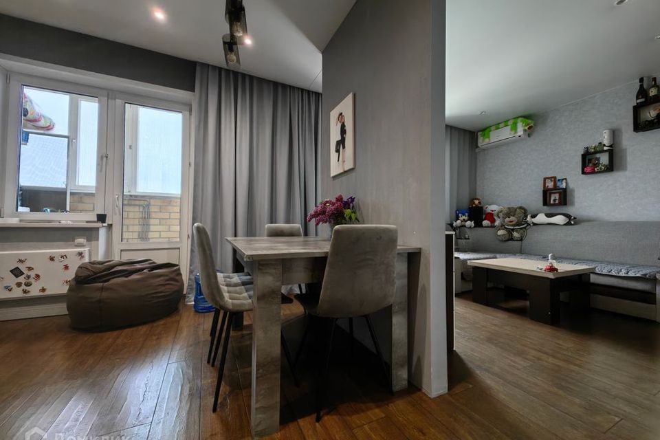 Продаётся 1-комнатная квартира, 42.5 м²
