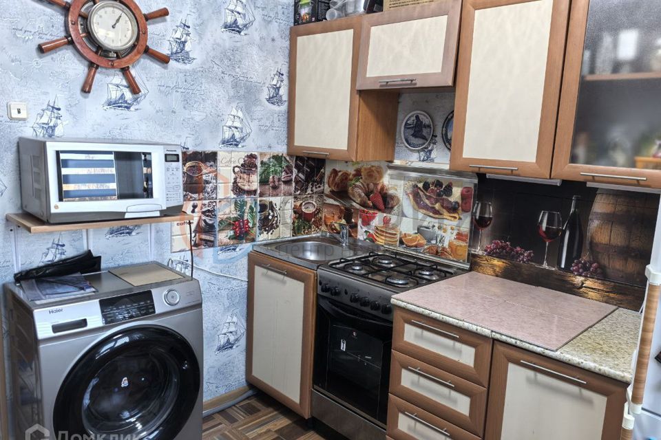 Продаётся 3-комнатная квартира, 55.7 м²