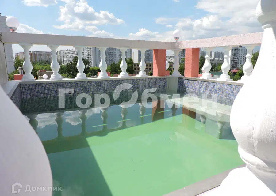 Продаётся 4-этажный дом, 350 м²