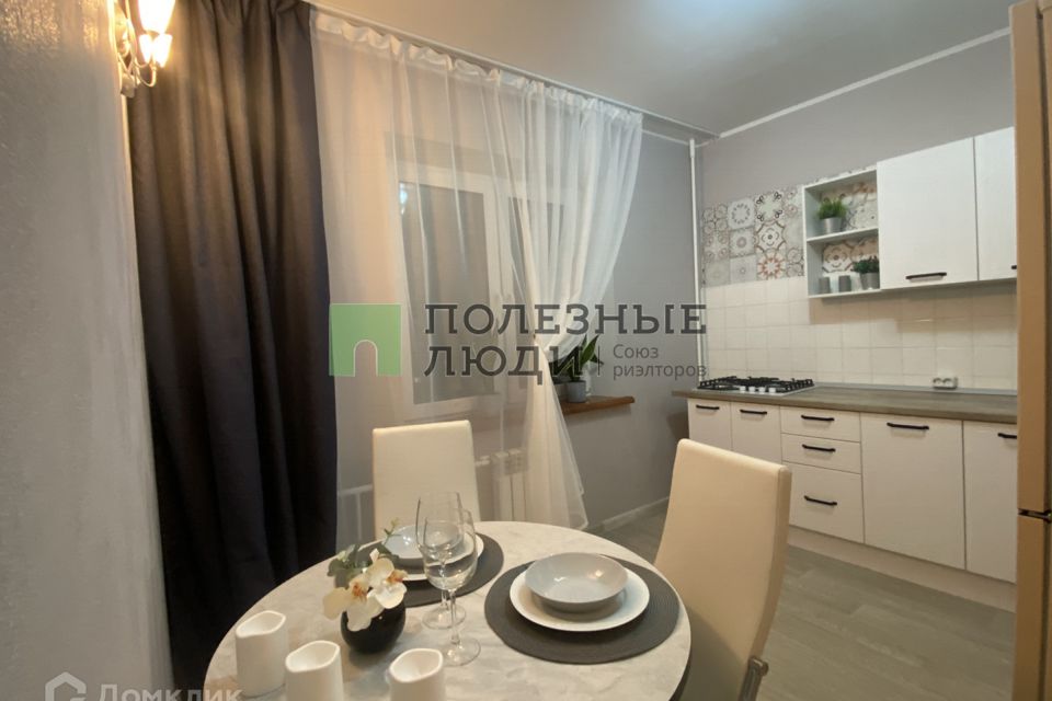 Продаётся 1-комнатная квартира, 37 м²