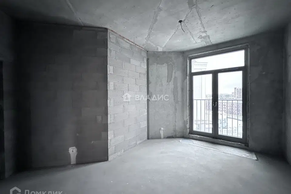 Продаётся 5-комнатная квартира, 186.5 м²