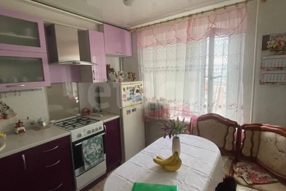 Продаётся 3-комнатная квартира, 64 м²