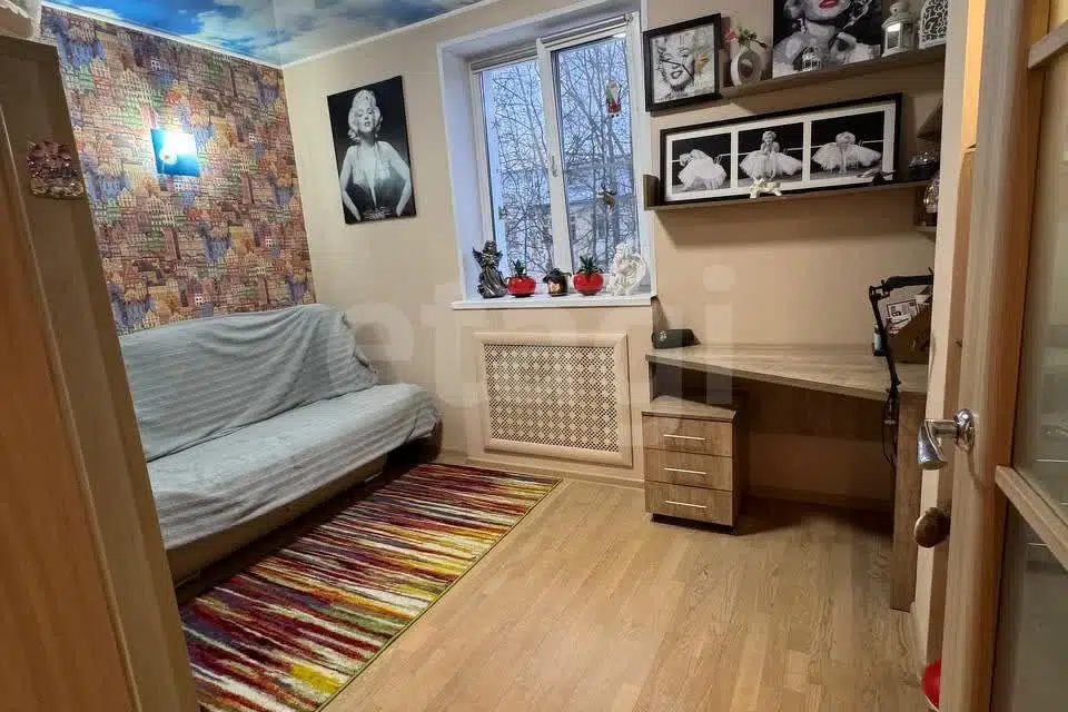 Продаётся 4-комнатная квартира, 269 м²