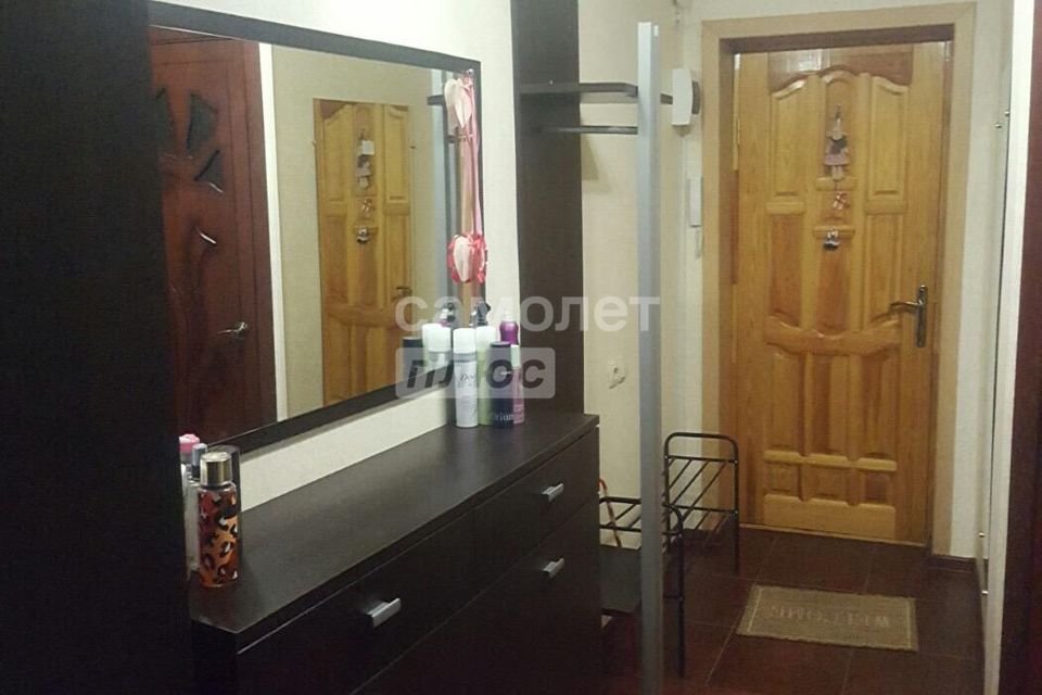 Сдаётся 2-комнатная квартира, 59.3 м²