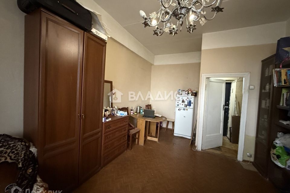 Продаётся комната в 4-комн. квартире, 19.8 м²