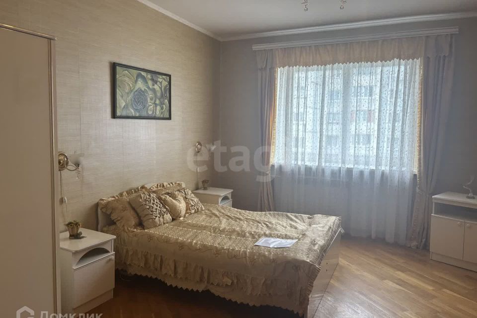Сдаётся 1-комнатная квартира, 59.7 м²